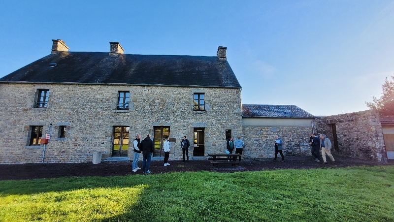 Salle Claude LEHODEY